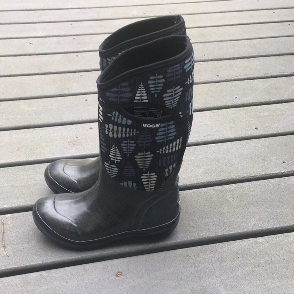Women’s Bogs boots!